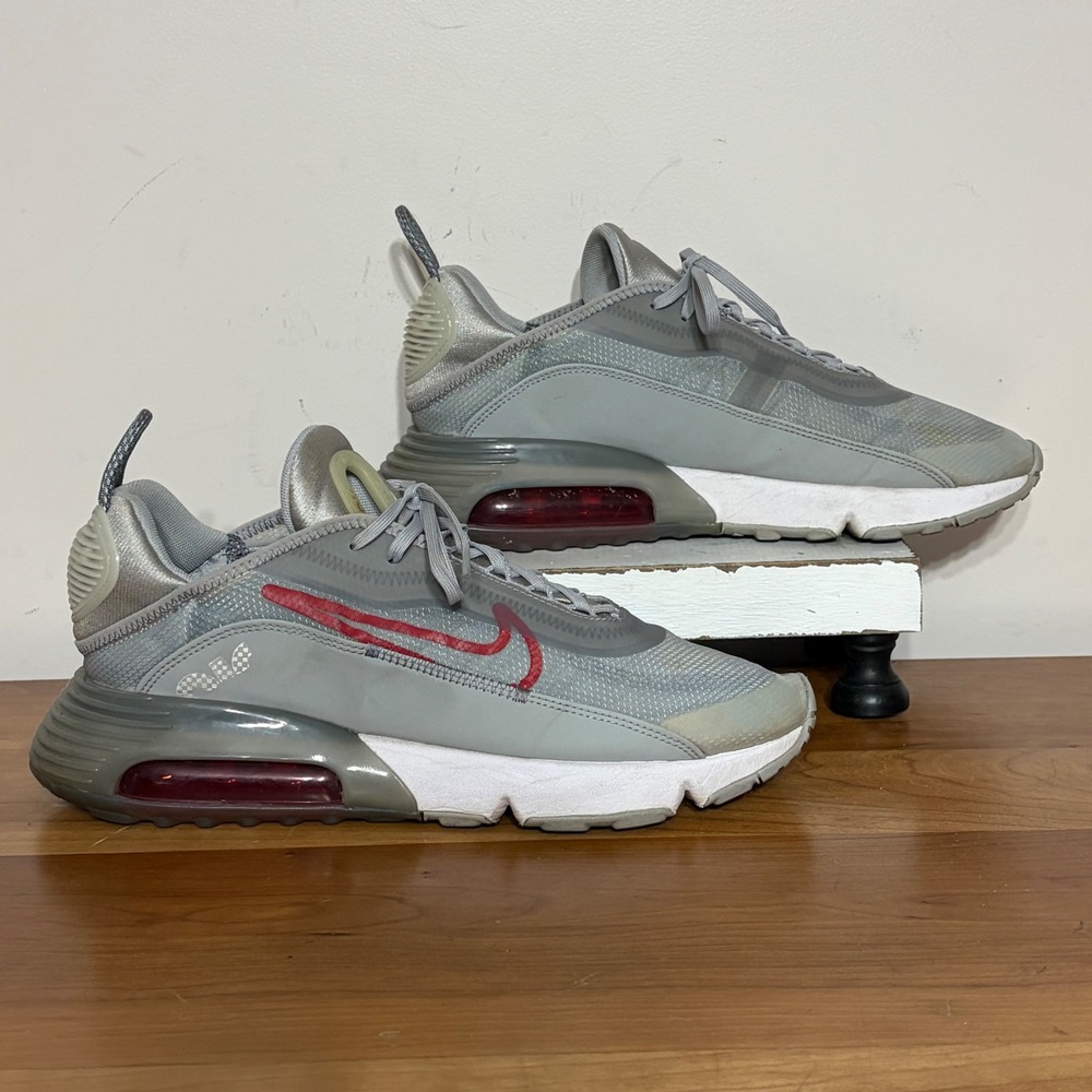Nike Air Max 2090 Wolf Grey University Red Sneakers DM9101-001 Mens 11.5